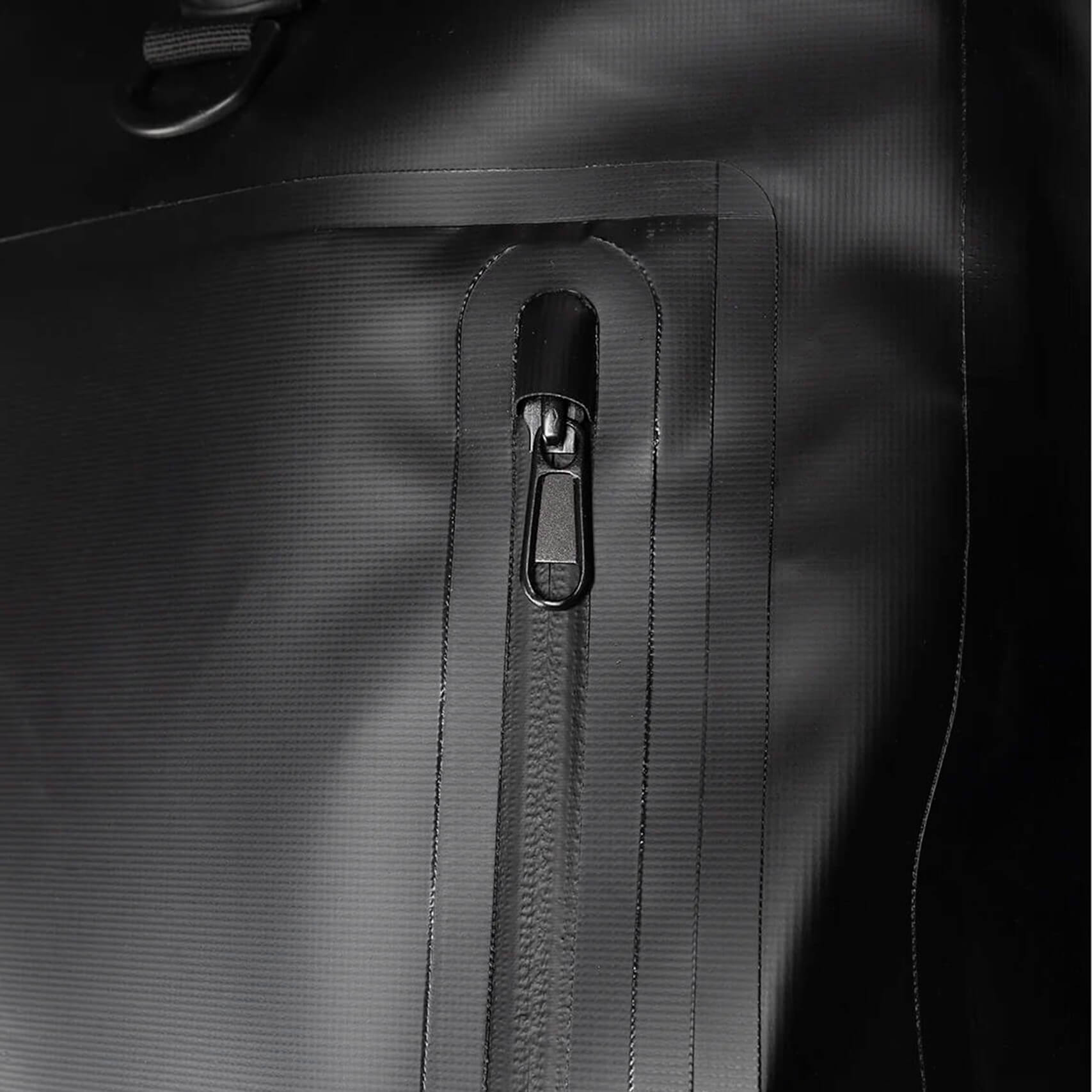 Wasserdichter Fahrradrucksack mit Kühlfunktion und Logodruck